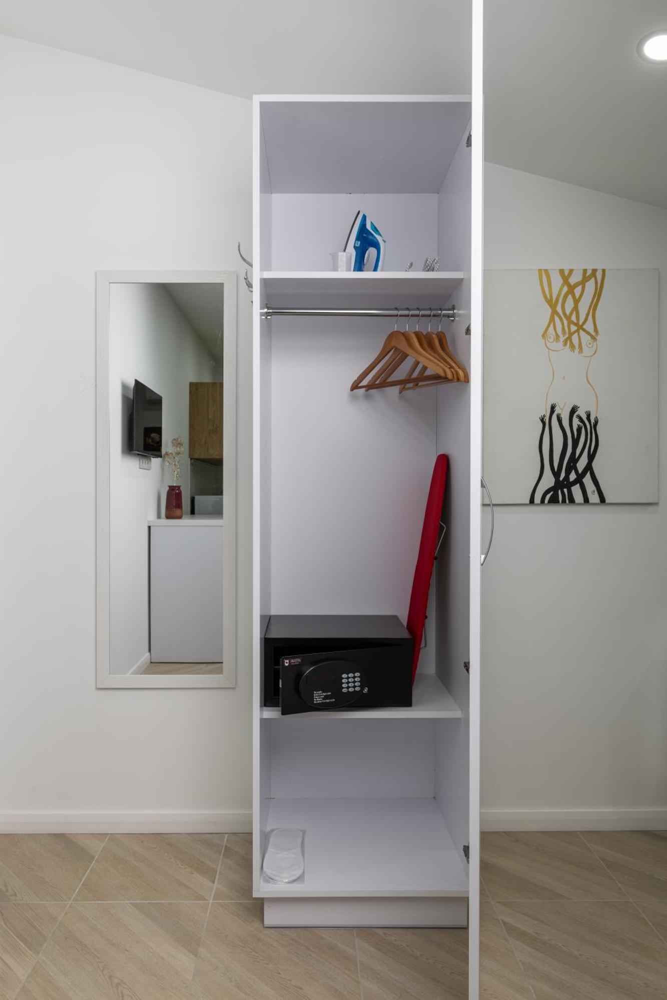 Yaroslav Val Lux Apartments Kiev Bagian luar foto